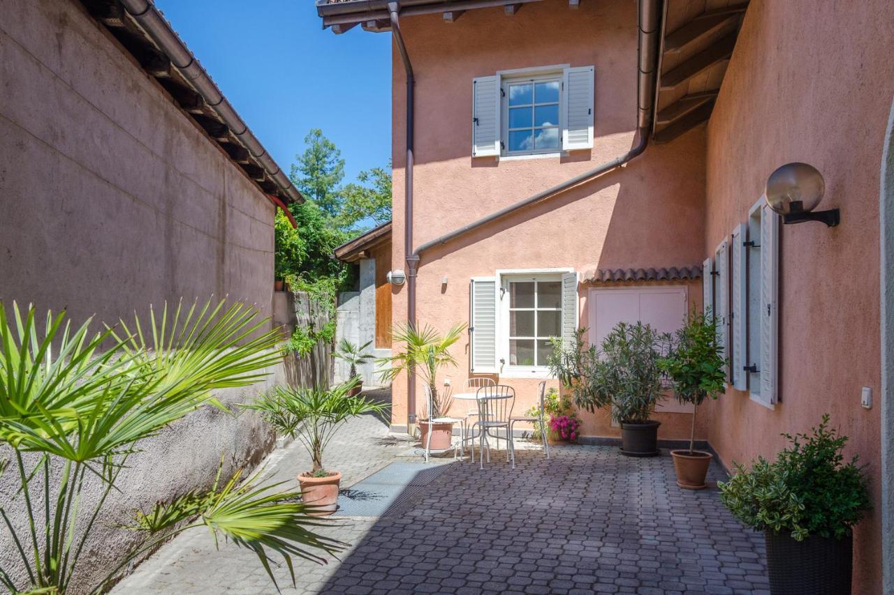 Ferienwohnungen Sonnenburg Caldaro Exterior foto